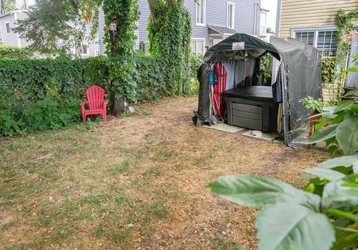 Duplex à vendre - 153-155 Rue St-Antoine N., Granby, J2G 5G7
