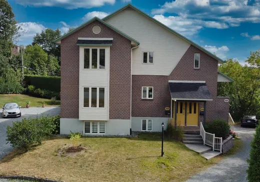 Triplex for Sale - 503-507 Rue Armand-Crépeau, Sherbrooke, J1J 4H5