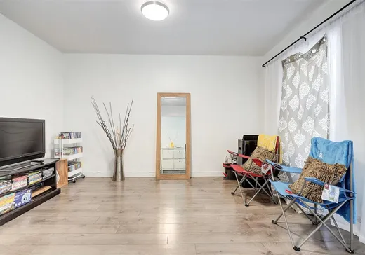 Triplex à vendre - 532-536 7e Avenue, Montréal (Pointe-aux-Trembles), H1B 4J1