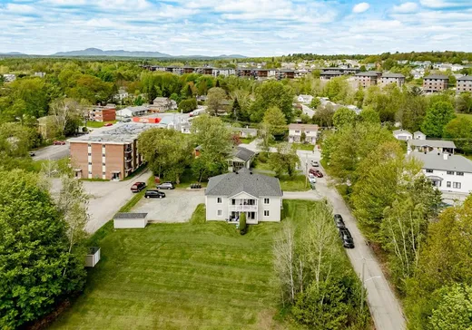 4-Plex à vendre - 361 Rue Argenteuil, Sherbrooke, J1N2S6