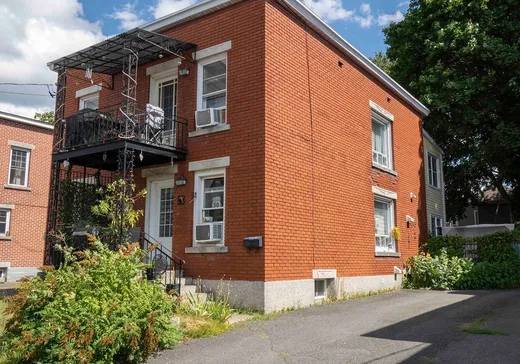 Duplex for sale - 153-155 Rue St-Antoine N., Granby, J2G5G7
