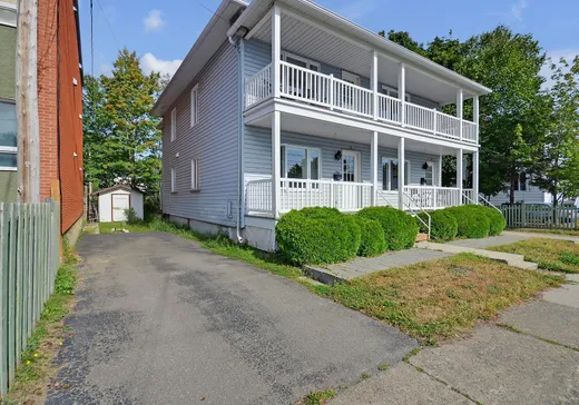 Duplex à vendre - 12-14 3e Rue E., Rimouski, G5L 2G6