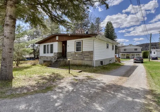 Duplex à vendre - 76-2 Ch. du Lac-Chaud, Labelle, J0T1R0