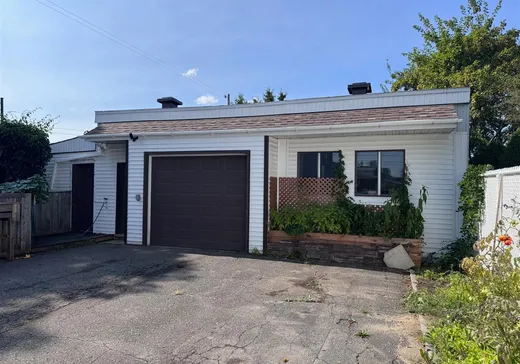 Duplex for Sale - 463-465 Rue Surprenant, Drummondville, J2C 4J4