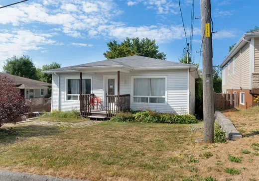 Duplex for Sale - 483-485 11e Avenue N., Sherbrooke, J1E 2V7