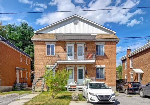4-Plex à vendre - 80-84A Rue Raymond, Saint-Jérôme, J7Y1W8