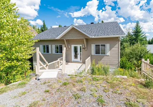 Duplex à vendre - 1083-1083A Rue des Huards, Sainte-Agathe-des-Monts, J8C 0H1