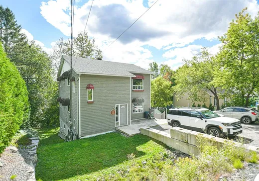 Triplex à vendre - 2735-2739 Rue Bellevue, Sainte-Adèle, J8B2L7