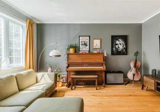 Triplex à vendre - 6615-6619 Rue Chambord, Montréal (Rosemont–La Petite-Patrie), H2G 3C1