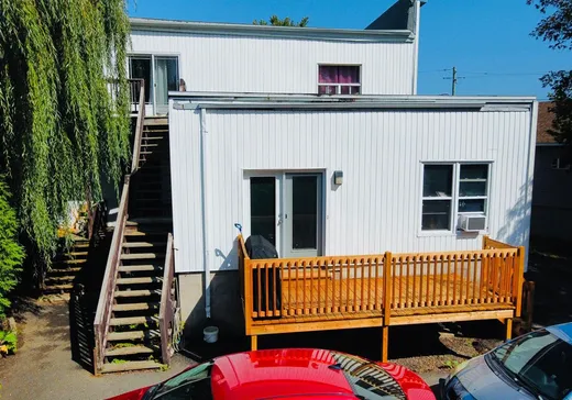5-Plex à vendre - 250-258 Rue Notre-Dame E., Trois-Rivières, G8T 4B7