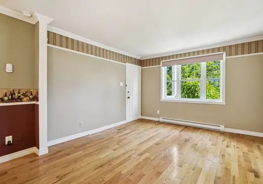 Duplex for Sale - 220-222 Rue Léo, Longueuil, J4G 1J3