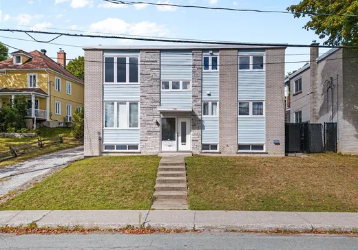 Triplex for sale - 795 Rue Argyll, Sherbrooke, J1J3J3