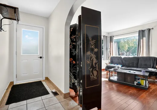 Triplex for Sale - 63-67 Boul. de l'Ange-Gardien, L'Assomption, J5W 1R3