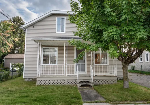 Duplex for Sale - 143-145 10e Avenue, Drummondville, J2B 2V7