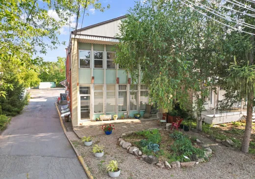Triplex à vendre - 123 Rue St-Pierre, Rigaud, J0P 1P0