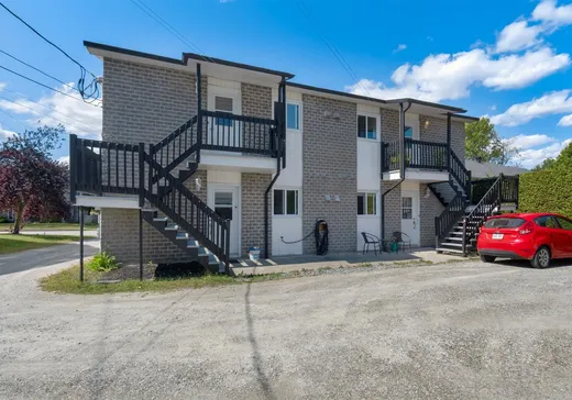 4-Plex for Sale - 814-820 Rue McCrea, Sherbrooke, J1L 2M5