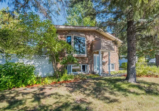 Triplex à vendre - 356-360 13e Avenue N., Sherbrooke, J1E 2Y4