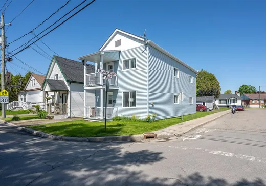 Duplex for sale - 180-196 Rue Wilson, Lachute, J8H3J1