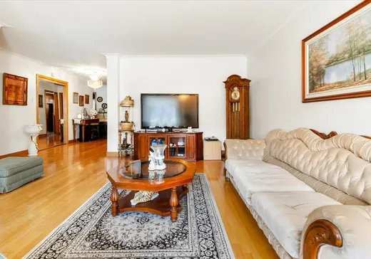 Triplex à vendre - 6015-6019 Rue Pierre-Bédard, Montréal (Mercier/Hochelaga-Maisonneuve), H1M 1K3