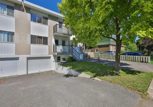 Triplex à vendre - 1151-1155 Rue Bagot, Le Vieux-Longueuil, J4M 1E2
