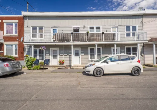 5-Plex à vendre - 121-125A Rue Cousineau, Valleyfield, J6S1P5