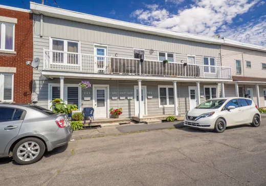 5-Plex à vendre - 121-125A Rue Cousineau, Valleyfield, J6S 1P5