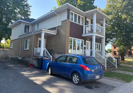 Triplex for Sale - 129-133 8e Rue, Crabtree, J0K 1B0