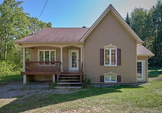 Duplex for sale - 59-61 23e Avenue, St-Hippolyte, J8A1H8