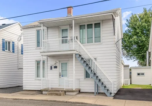 Duplex for sale - 116-116A Rue Limoges, Massueville, J3P1S9