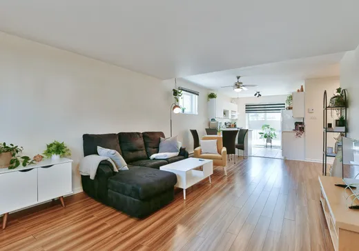 Triplex à vendre - 2-6 Rue de l'Herboriste, Blainville, J7C 3T9