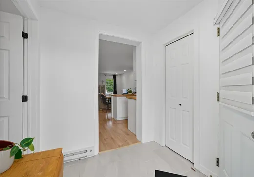 Duplex for Sale - 118-120 11e Avenue, Drummondville, J2B 2X4