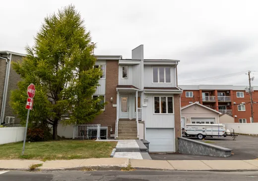 Triplex à vendre - 549-553 Rue Marie-Derome, Saint-Jean-sur-Richelieu, J3A 1W3