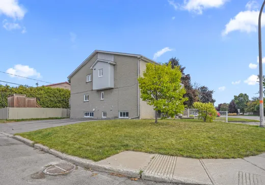 4-Plex for Sale - 4313-4319 Boul. de Hauteville, Terrebonne, J6X 1S1