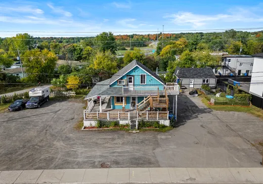 Triplex for sale - 4-6 Boul. des Hauteurs, Saint-Jérôme, J7Y1P8