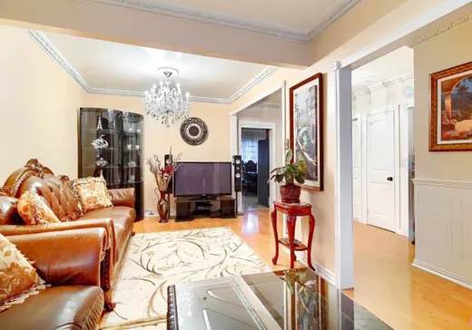 Duplex à vendre - 4213-4215 43e Rue, Montréal (Centreville), H1Z1R4