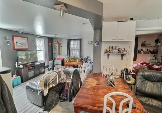Duplex à vendre - 280-282 Rue Académie, Salaberry-de-Valleyfield, J6T 4X3