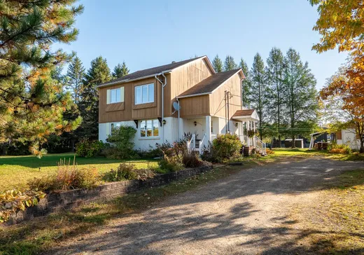 Duplex for sale - 3550-3552 Ch. du Lac-Nadeau, Mont-Laurier, J9L3G4