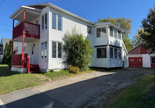 Duplex for sale - 188-190 Rue Ste-Catherine, Magog, J1X2L3