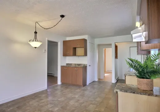Duplex for Sale - 188-190 Rue Ste-Catherine, Magog, J1X 2L3