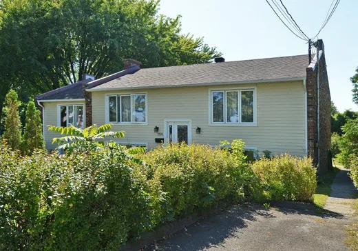 4-Plex à vendre - 159 Rue St-Philippe, Salaberry-de-Valleyfield, J6S 3H3