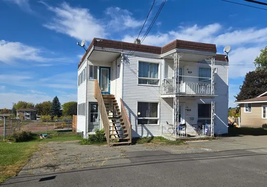 Duplex à vendre - 545-547 Rue St-Henri, Plessisville, G6L5C2