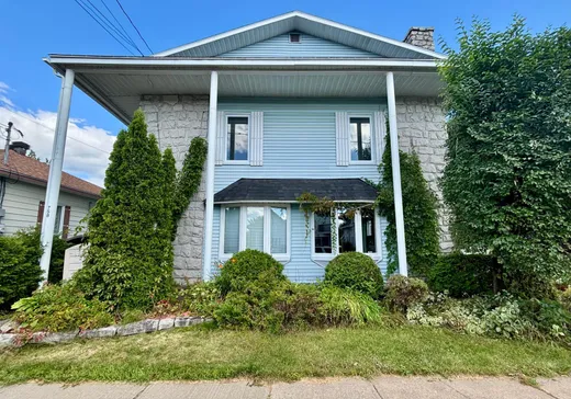 Duplex for sale - 756-758 Rue Roy, La Tuque, G9X2V6