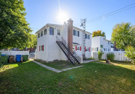 Duplex for Sale - 106-108 Rue Ayers, Lachute, J8H 2S9