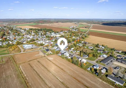 Duplex for Sale - 2591-2593 Rue Laflèche, Saint-Paulin, J0K 3G0