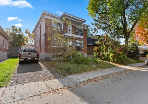 Triplex à vendre - 688-692 Rue des Chênes E., Limoilou, G1J1K4