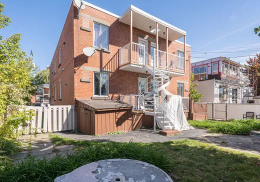 5-Plex for Sale - 154 Av. Quintal, Laval (Laval-des-Rapides), H7N 4V8