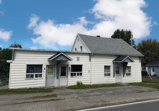 4-Plex à vendre - 26-28 Rue Principale, Armagh, G0R1A0
