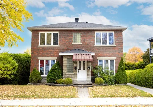 Duplex à vendre - 257 Boul. Jacques-Cartier N., Sherbrooke, J1J3A2