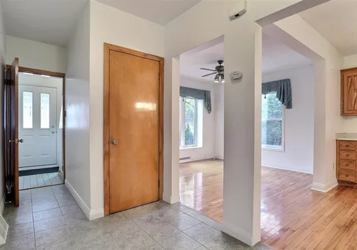 Duplex for Sale - 257 Boul. Jacques-Cartier N., Sherbrooke, J1J 3A2