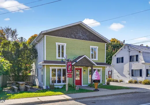 Duplex à vendre - 543-543A Rue Principale, Sainte-Marcelline-de-Kildare, J0Y2Y0